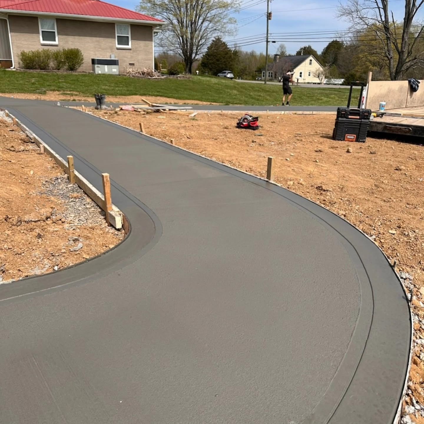 Curved driveway with dark edged border